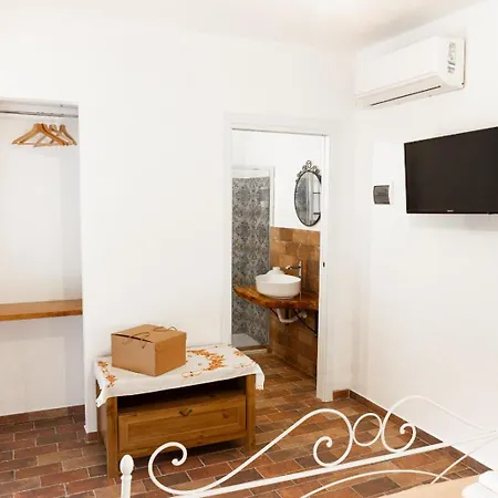 Bed & Breakfast Dimora Igea 3*